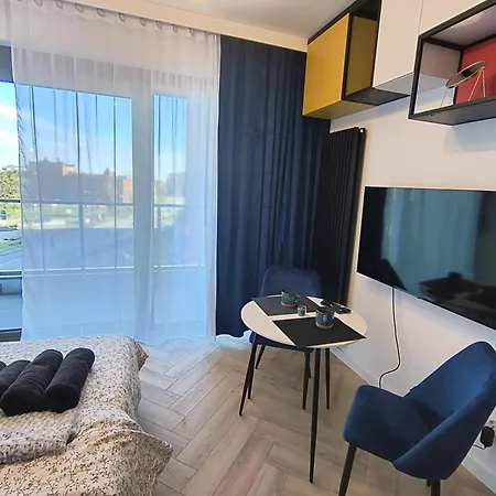 Rooftop Terrace, 24h Security, Centre And A View Of The Historic Shipyard Apartment Danzig