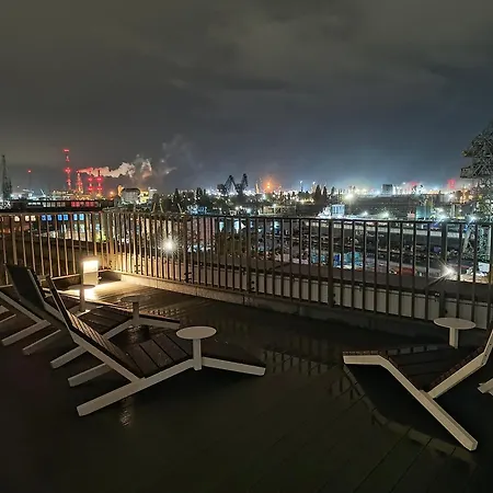 Apartment Rooftop Terrace, 24h Security, Centre And A View Of The Historic Shipyard Danzig