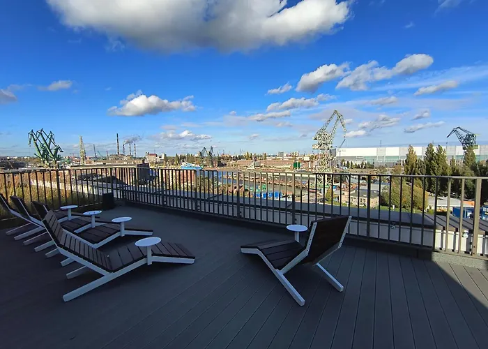 Rooftop Terrace, 24h Security, Centre And A View Of The Historic Shipyard * Gdańsk