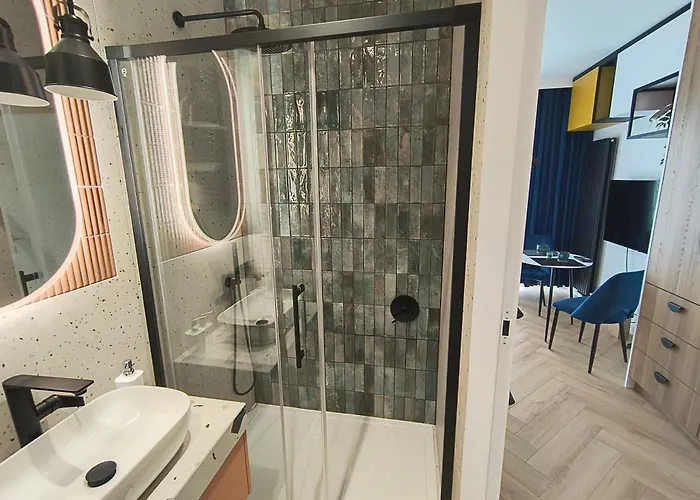 Rooftop Terrace, 24h Security, Centre And A View Of The Historic Shipyard Apartament *