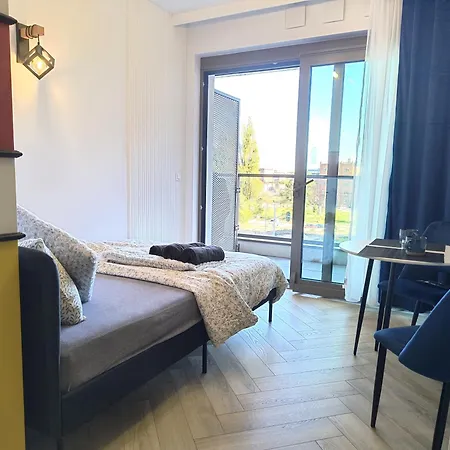 Rooftop Terrace, 24h Security, Centre And A View Of The Historic Shipyard *